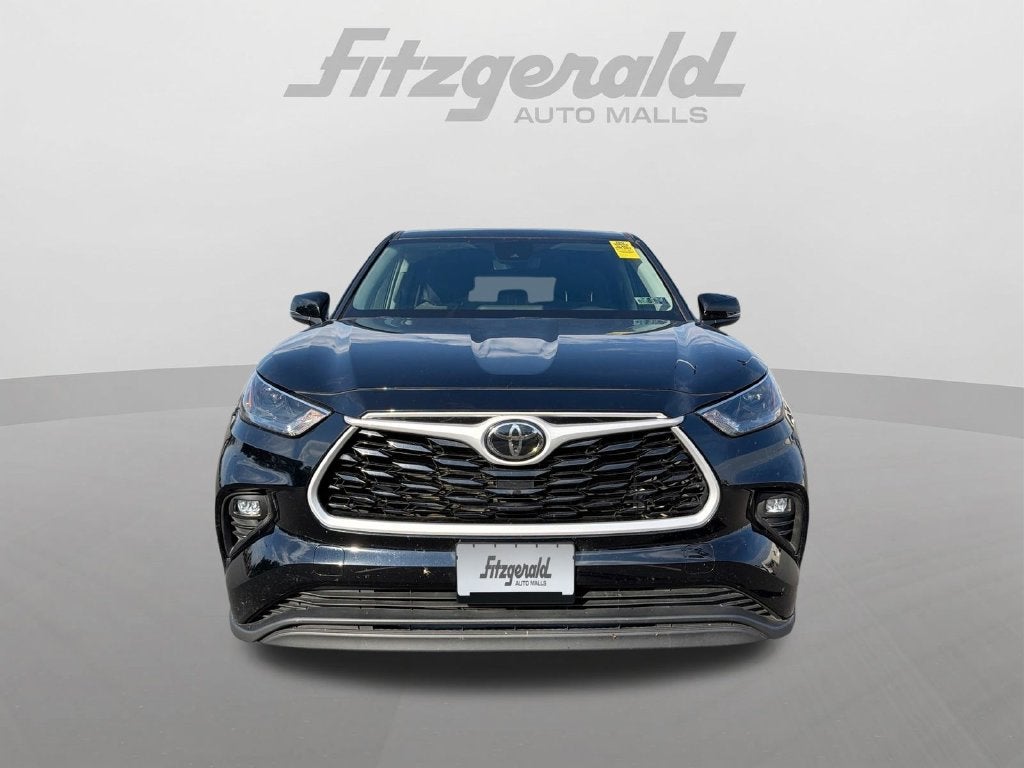 2024 Toyota Highlander LE