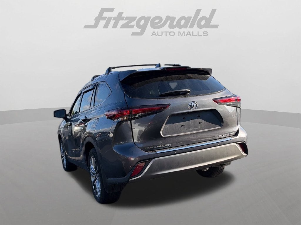 2024 Toyota Highlander Platinum