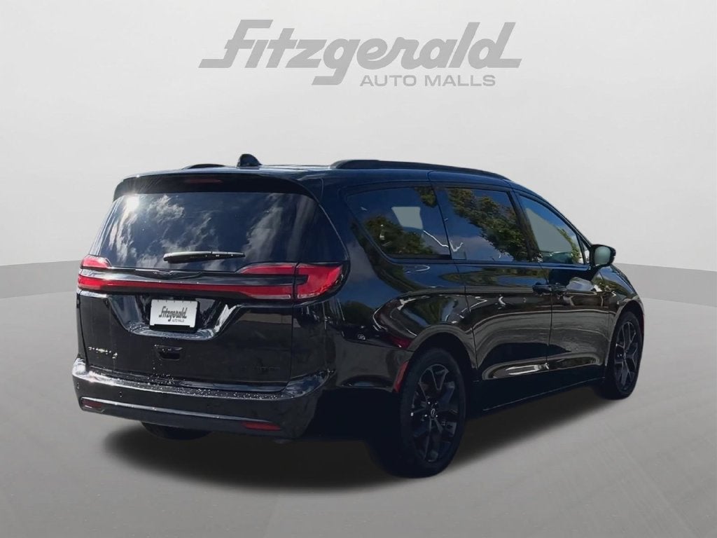 2025 Chrysler Pacifica Limited