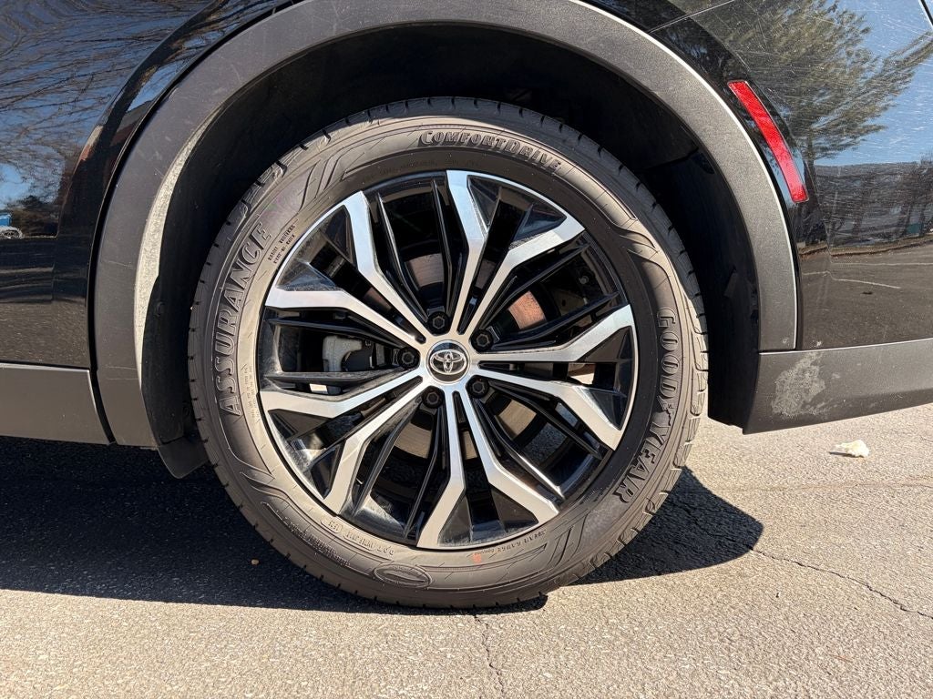 2023 Toyota Crown XLE