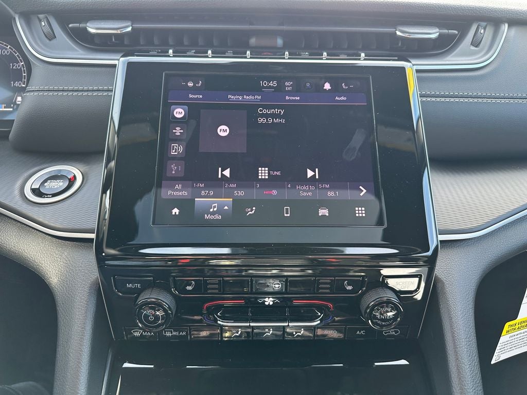 2025 Jeep Grand Cherokee GRAND CHEROKEE LAREDO X 4X4