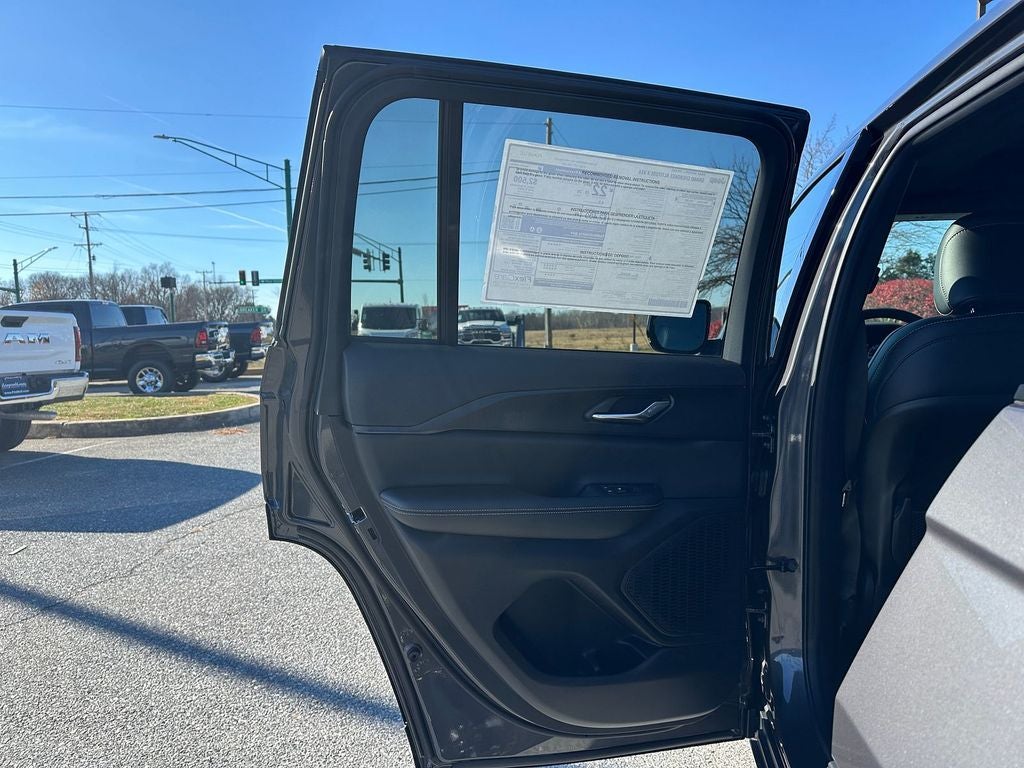 2025 Jeep Grand Cherokee GRAND CHEROKEE ALTITUDE X 4X4