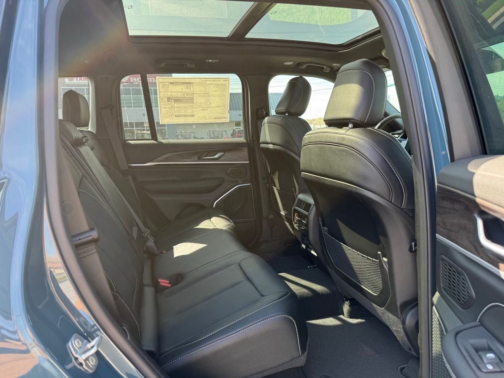 2026 Jeep Grand Cherokee Limited Reserve 4x4