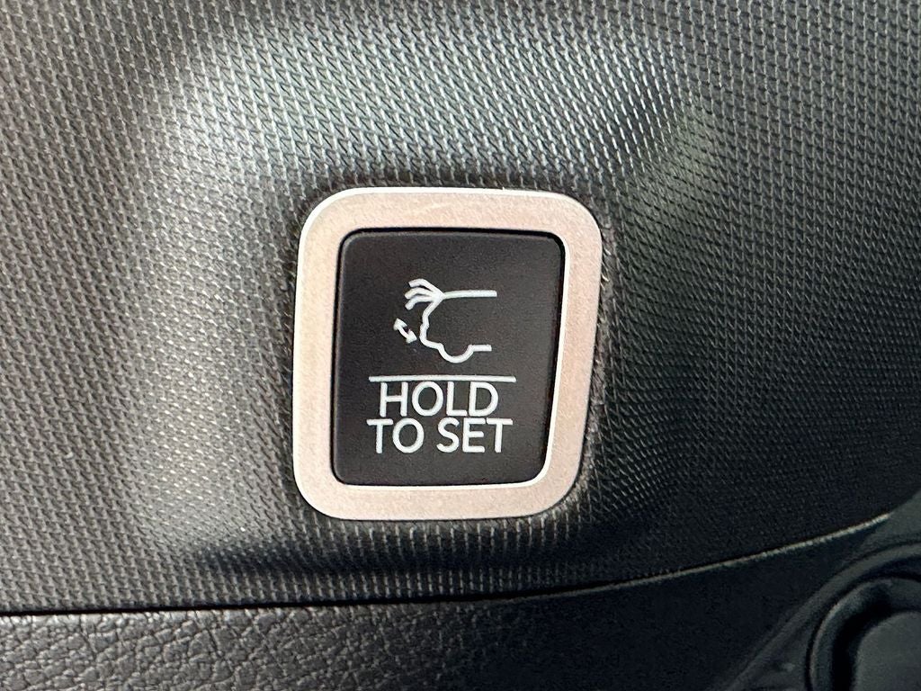 2025 Jeep Grand Cherokee GRAND CHEROKEE OVERLAND 4X4