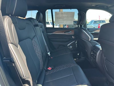 2026 Jeep Grand Cherokee GRAND CHEROKEE SUMMIT 4X4