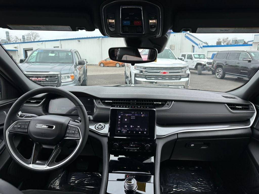 2023 Jeep Grand Cherokee L Altitude 4x4