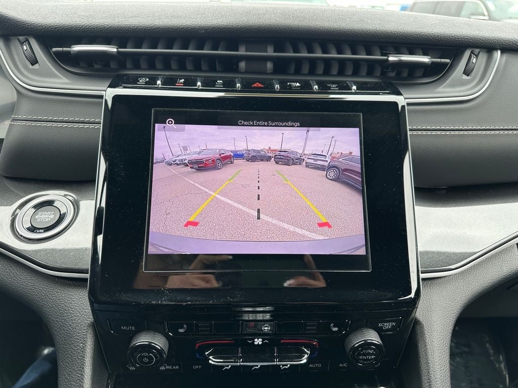 2023 Jeep Grand Cherokee L Altitude 4x4