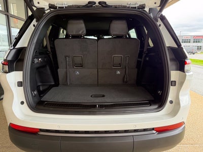 2027 Jeep Grand Cherokee GRAND CHEROKEE L LAREDO ALTITUDE 4X4