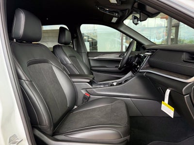 2027 Jeep Grand Cherokee GRAND CHEROKEE L LAREDO ALTITUDE 4X4
