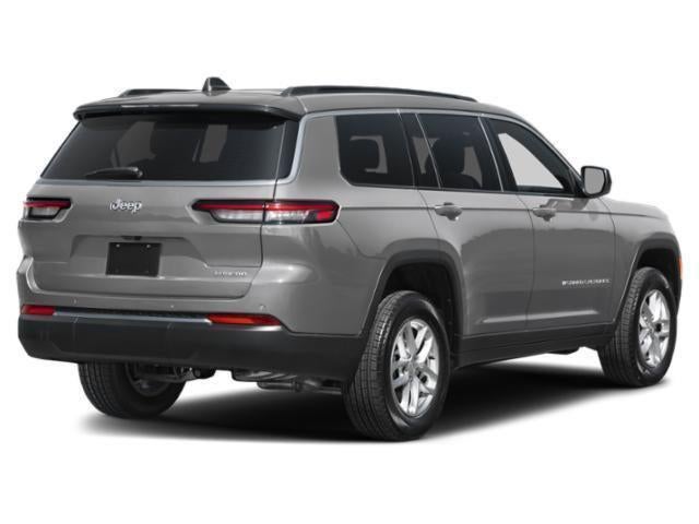 2027 Jeep Grand Cherokee Laredo Altitude