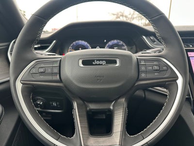 2025 Jeep Grand Cherokee GRAND CHEROKEE L LIMITED 4X4