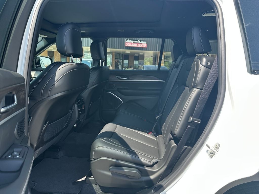 2026 Jeep Grand Cherokee GRAND CHEROKEE L LIMITED 4X4