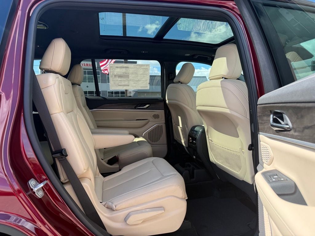 2026 Jeep Grand Cherokee GRAND CHEROKEE L LIMITED 4X4