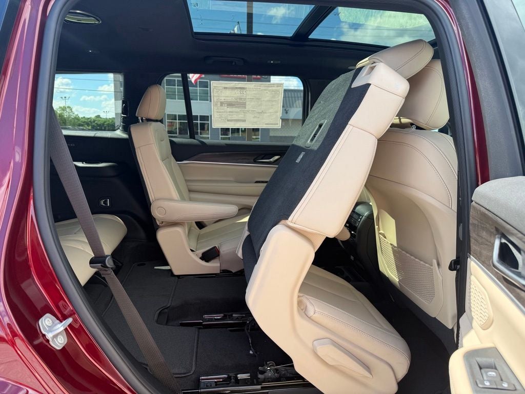 2026 Jeep Grand Cherokee GRAND CHEROKEE L LIMITED 4X4