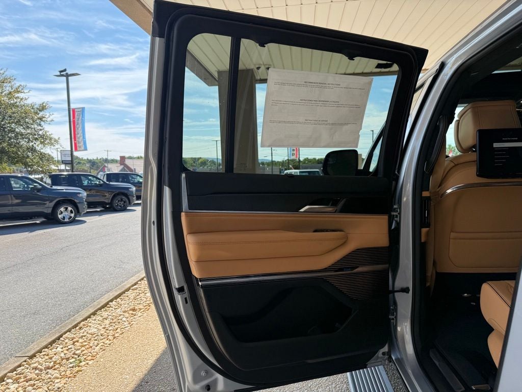 2026 Jeep Grand Wagoneer GRAND WAGONEER L SUMMIT RESERVE 4X4