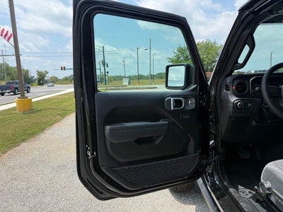 2026 Jeep Gladiator GLADIATOR SHADOW OPS 4X4