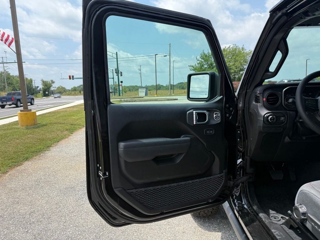 2026 Jeep Gladiator GLADIATOR SHADOW OPS 4X4