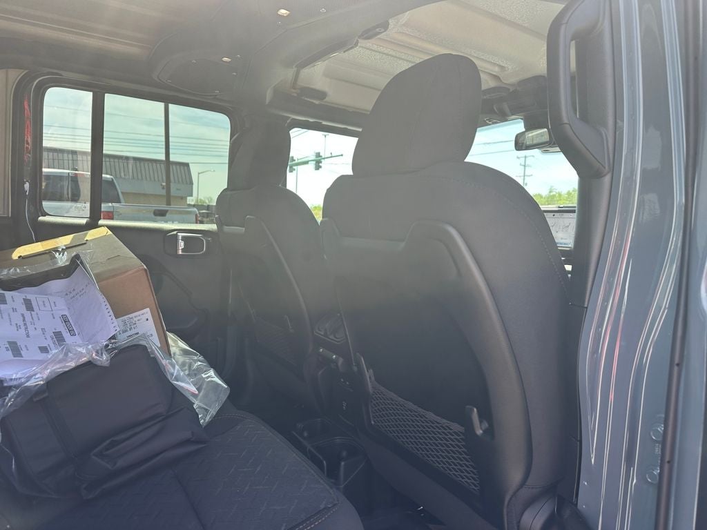 2026 Jeep Gladiator GLADIATOR MOJAVE 4X4