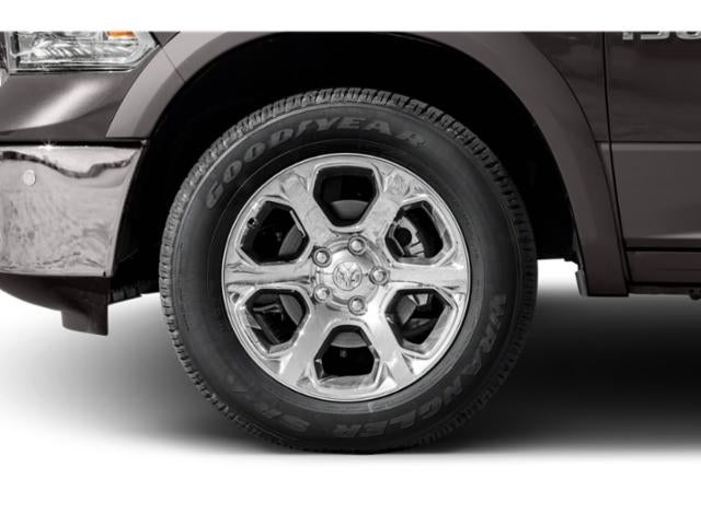 2018 RAM 1500 Laramie Crew Cab 4x4 5'7' Box