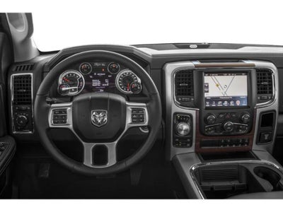 2018 RAM 1500 Laramie Crew Cab 4x4 5'7' Box