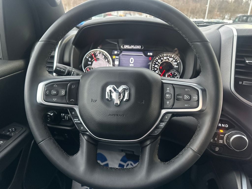 2025 RAM 1500 Big Horn Crew Cab 4x4 5'7' Box