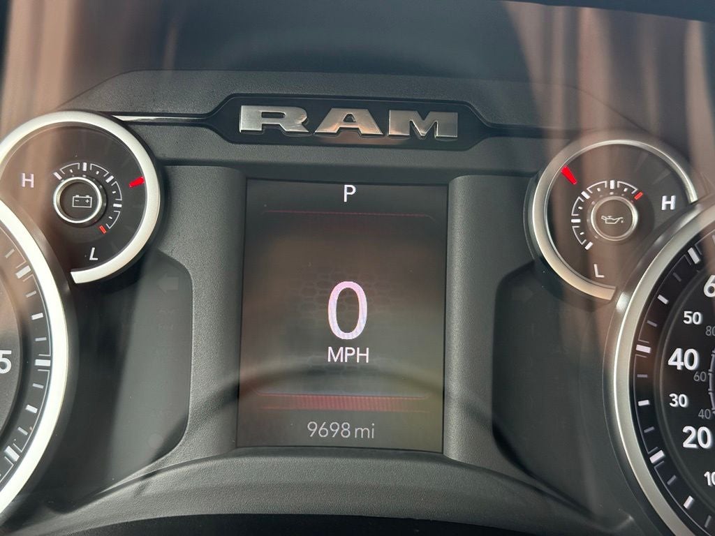 2025 RAM 1500 Big Horn Crew Cab 4x4 5'7' Box
