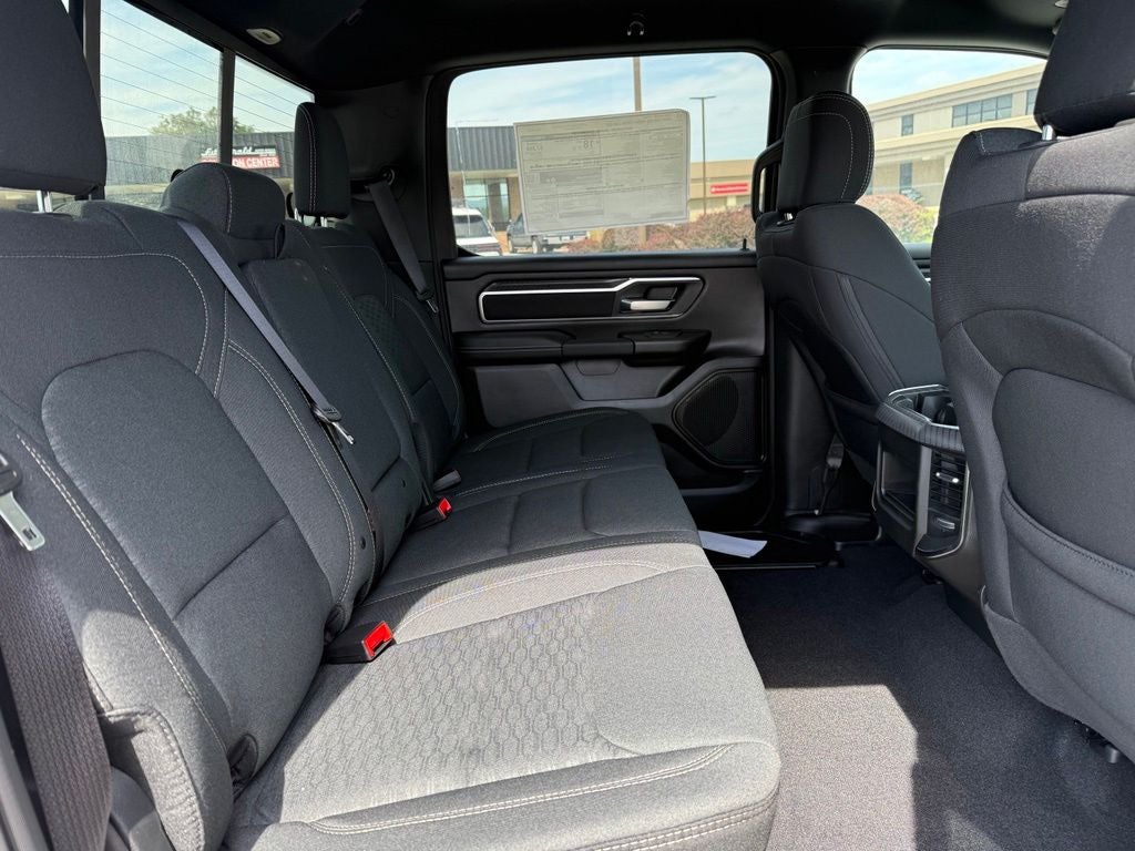 2026 RAM 1500 Big Horn Crew Cab 4x4 5'7' Box
