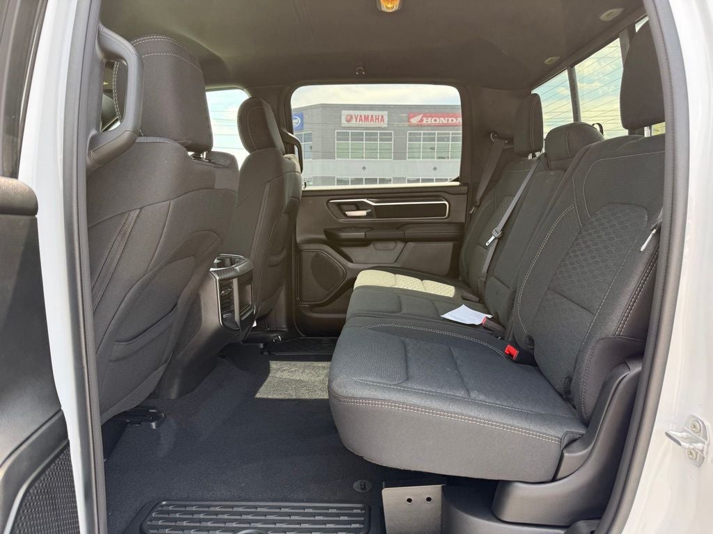 2026 RAM 1500 Big Horn Crew Cab 4x4 5'7' Box