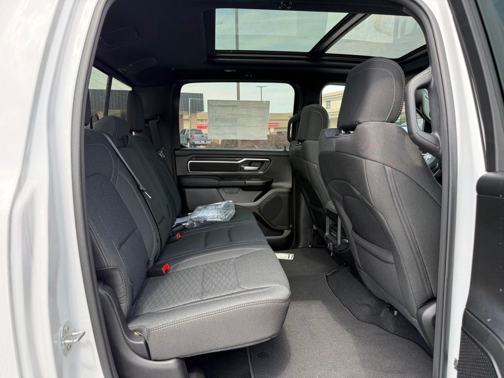 2026 RAM 1500 Big Horn Crew Cab 4x4 5'7' Box