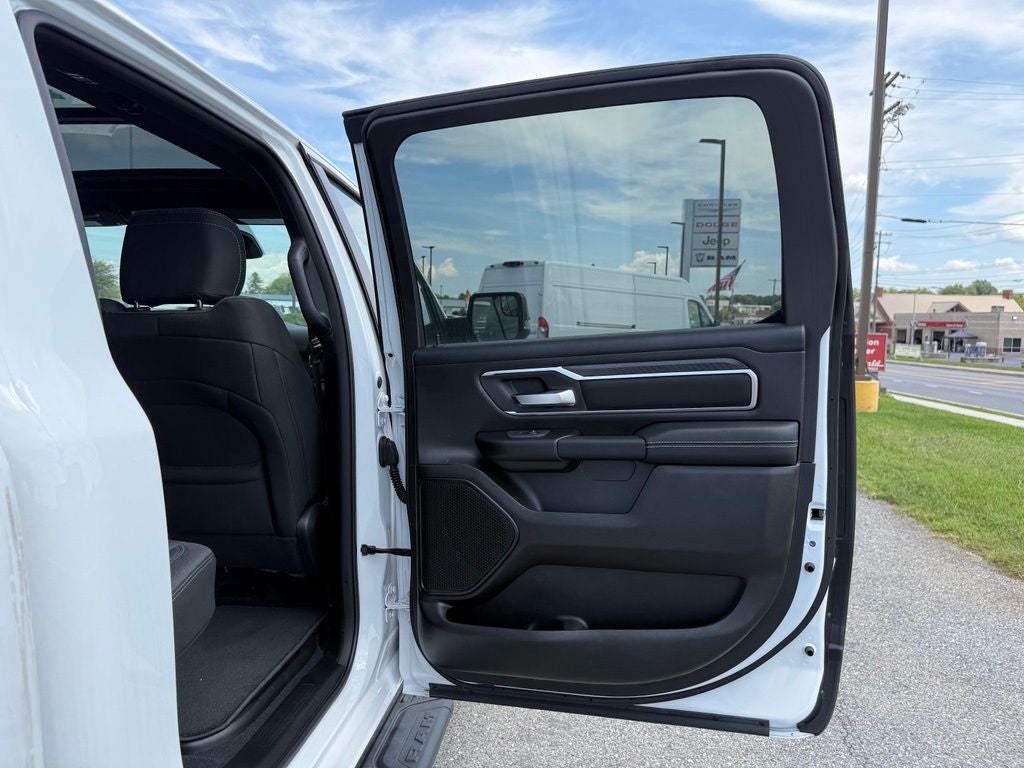2026 RAM 1500 Big Horn Crew Cab 4x4 5'7' Box
