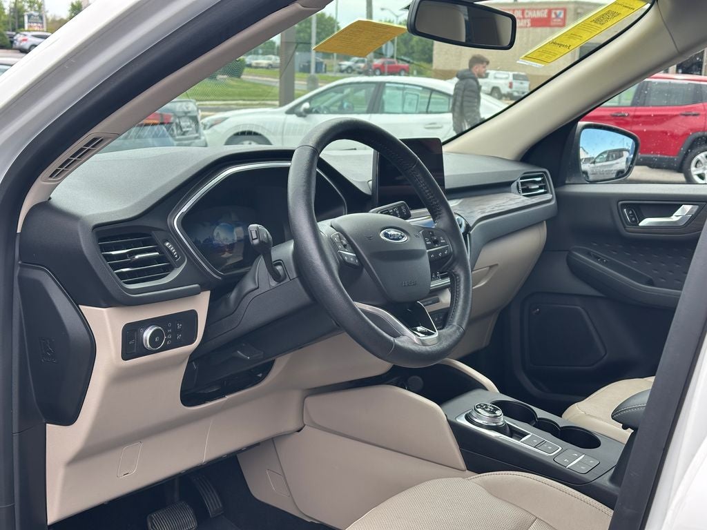 2020 Ford Escape Titanium