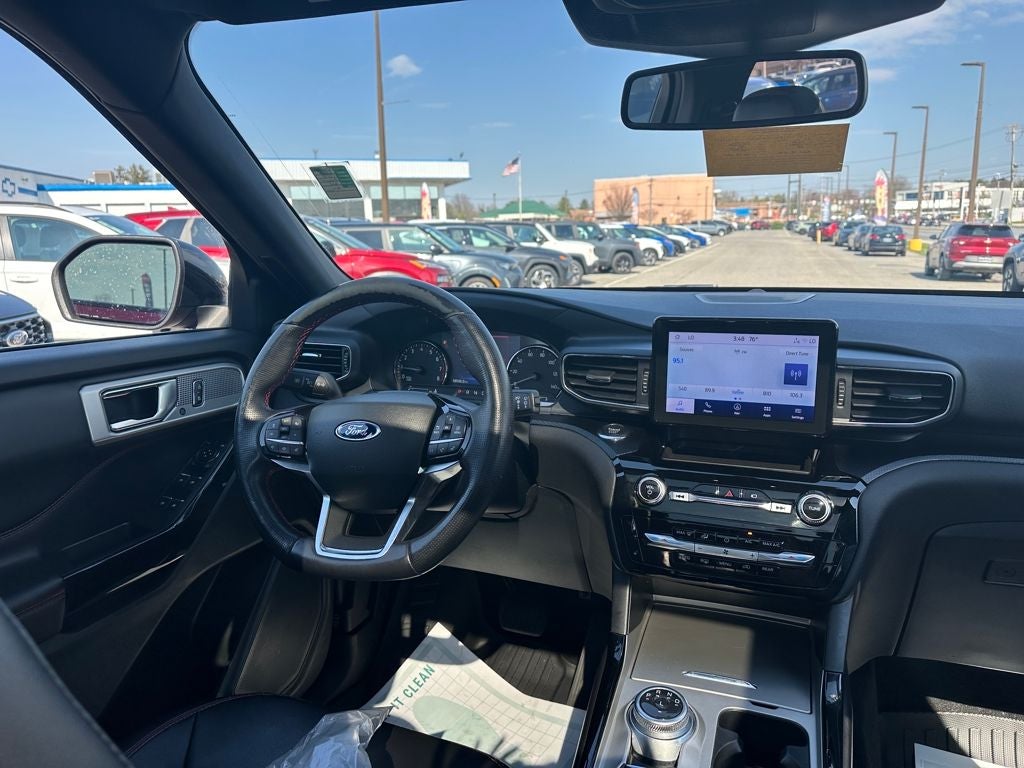 2022 Ford Explorer ST-Line