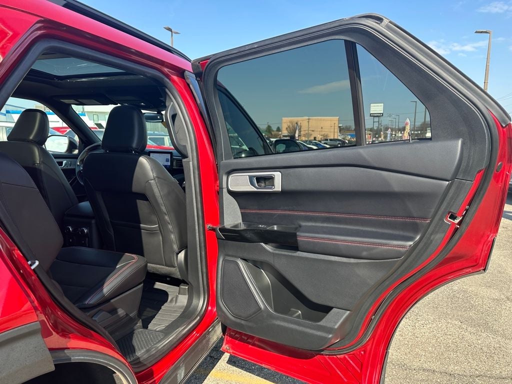 2022 Ford Explorer ST-Line