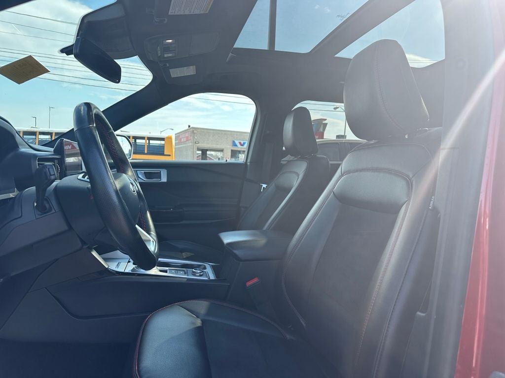 2022 Ford Explorer ST-Line