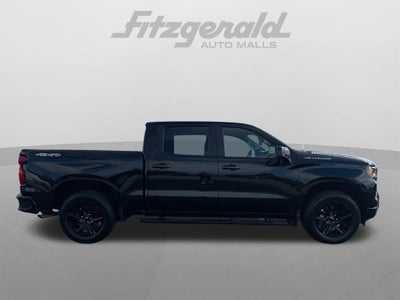 2023 Chevrolet Silverado 1500 4WD Crew Cab Short Bed Custom
