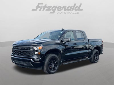 2023 Chevrolet Silverado 1500 4WD Crew Cab Short Bed Custom