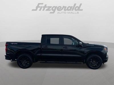 2023 Chevrolet Silverado 1500 4WD Crew Cab Short Bed Custom