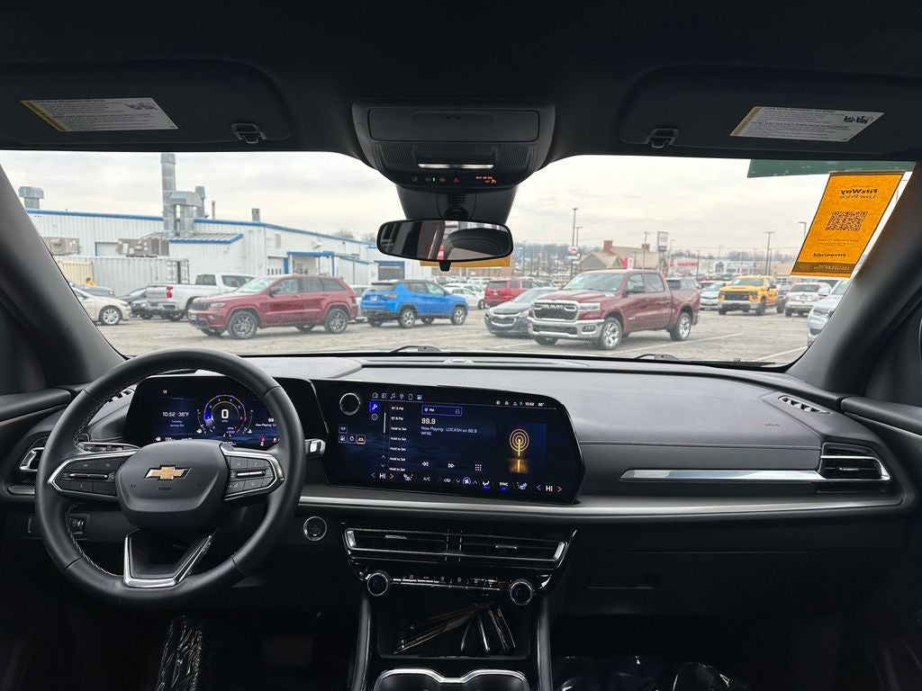 2025 Chevrolet Traverse AWD LT