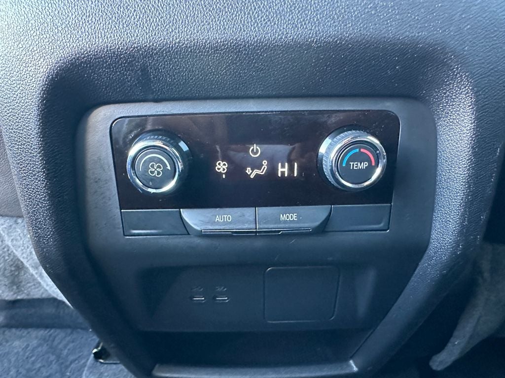 2025 Chevrolet Traverse AWD LT