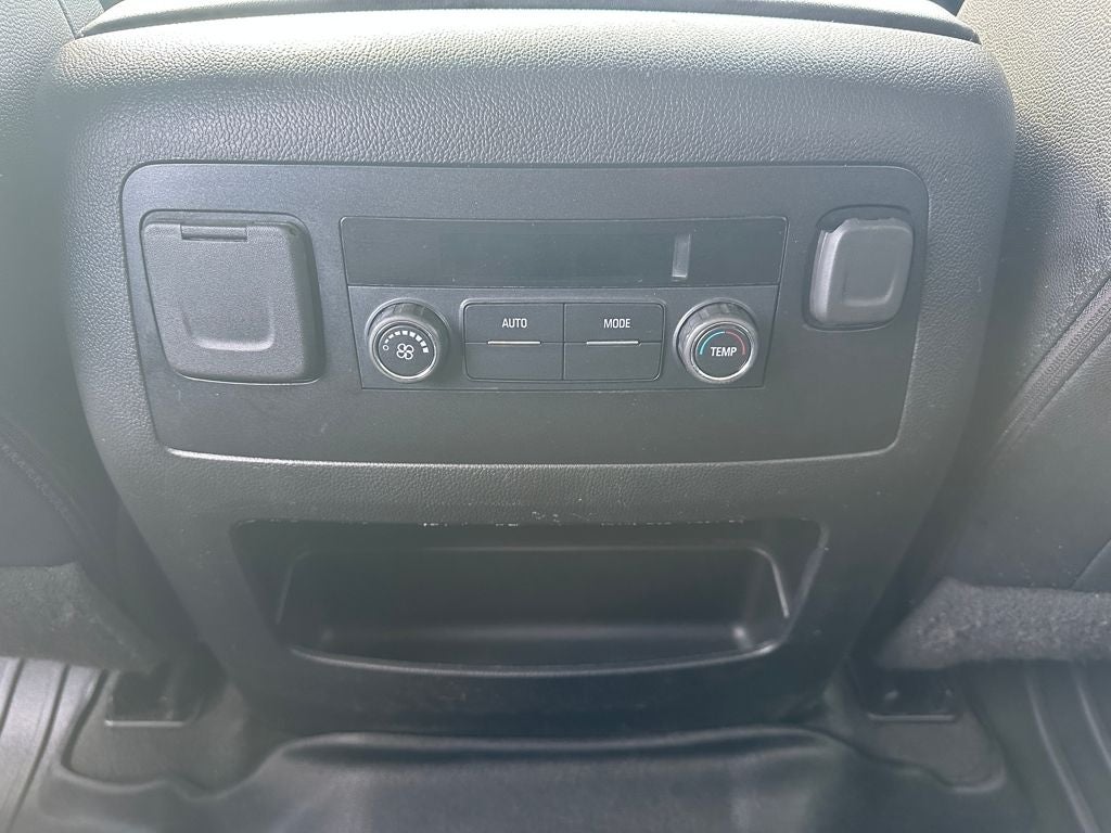 2021 Chevrolet Suburban 4WD LT