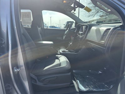 2022 GMC Canyon 4WD Crew Cab Short Box AT4 - Cloth