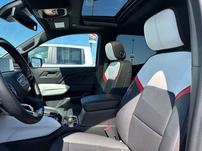 2023 GMC Canyon 4WD Crew Cab Short Box AT4X