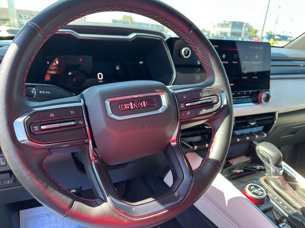 2023 GMC Canyon 4WD Crew Cab Short Box AT4X
