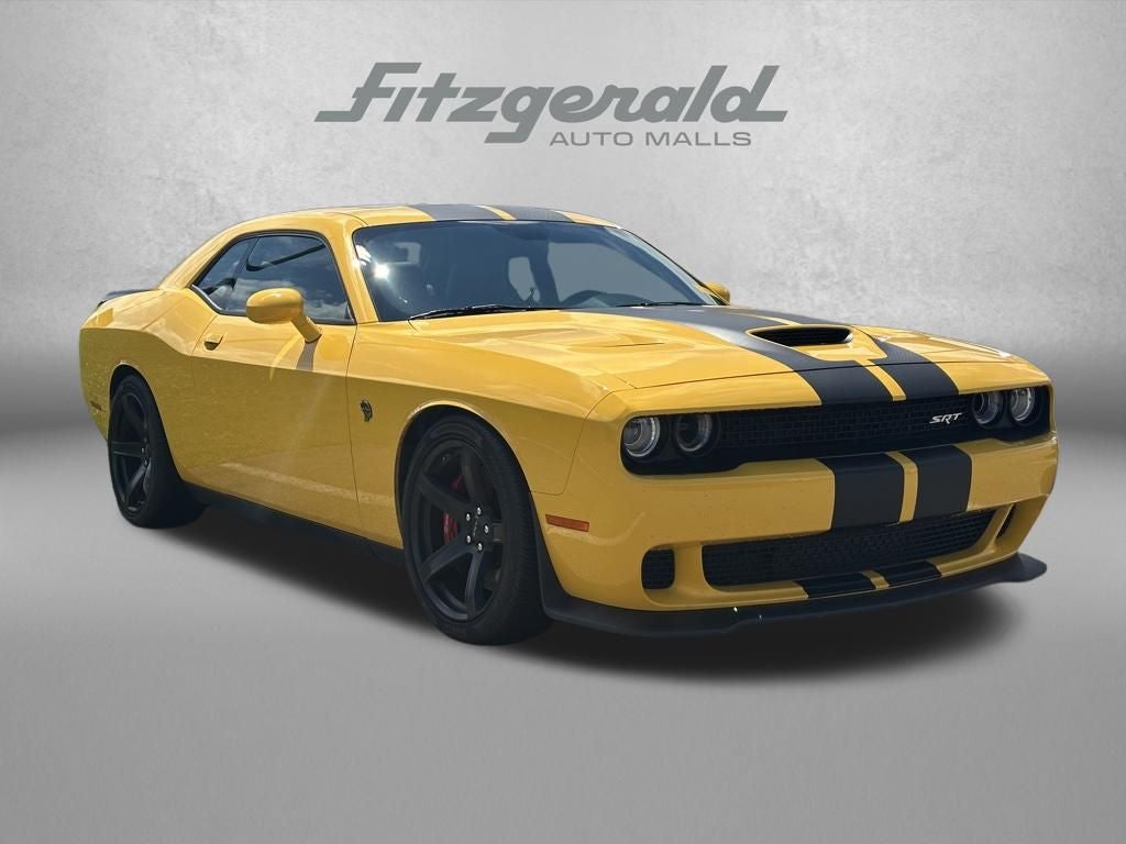 2017 Dodge Challenger SRT Hellcat's photo