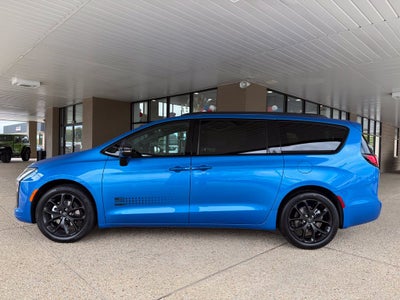 2027 Chrysler Pacifica PACIFICA SELECT