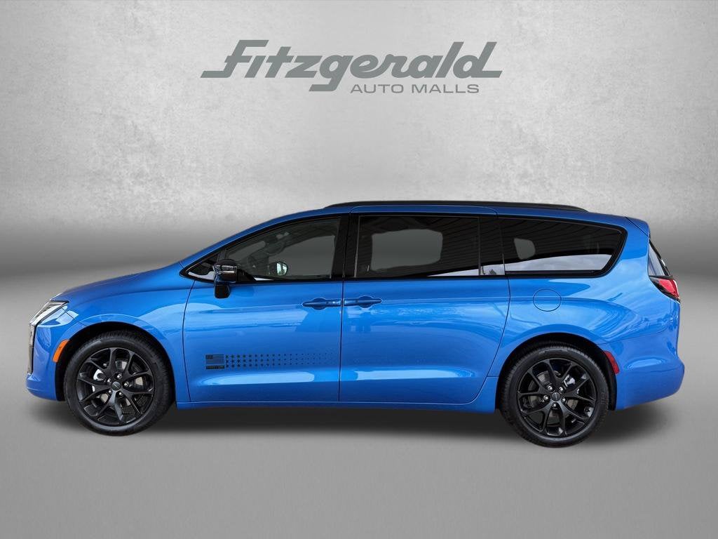 2027 Chrysler Pacifica PACIFICA SELECT