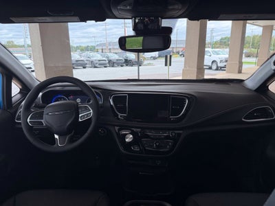 2027 Chrysler Pacifica PACIFICA SELECT