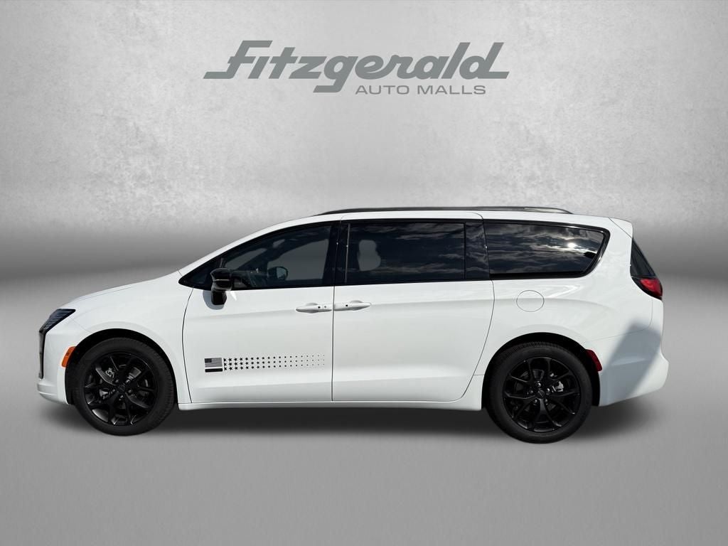 2027 Chrysler Pacifica PACIFICA SELECT