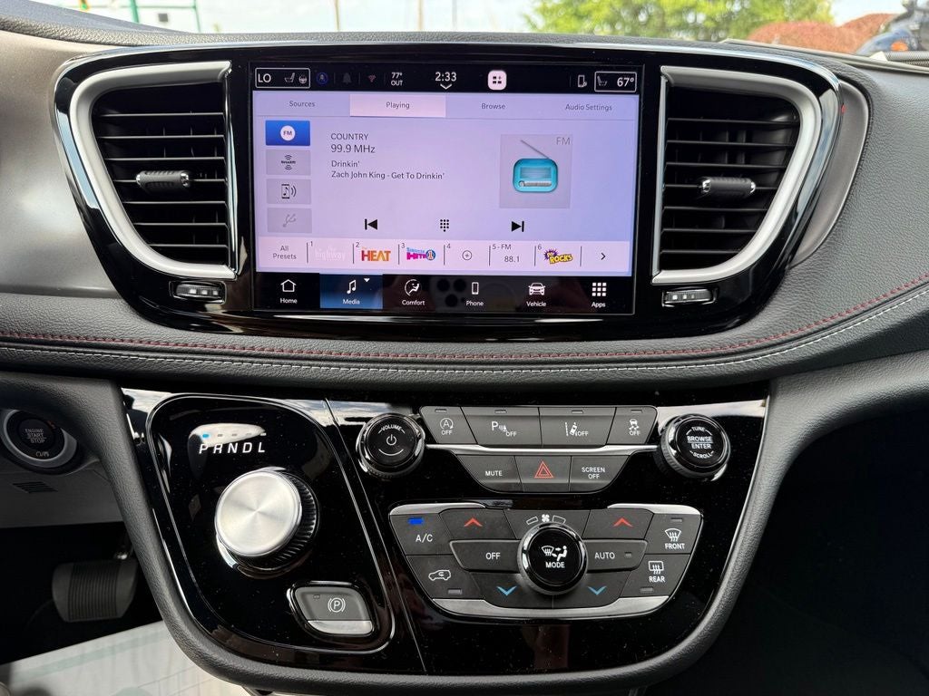 2027 Chrysler Pacifica PACIFICA SELECT