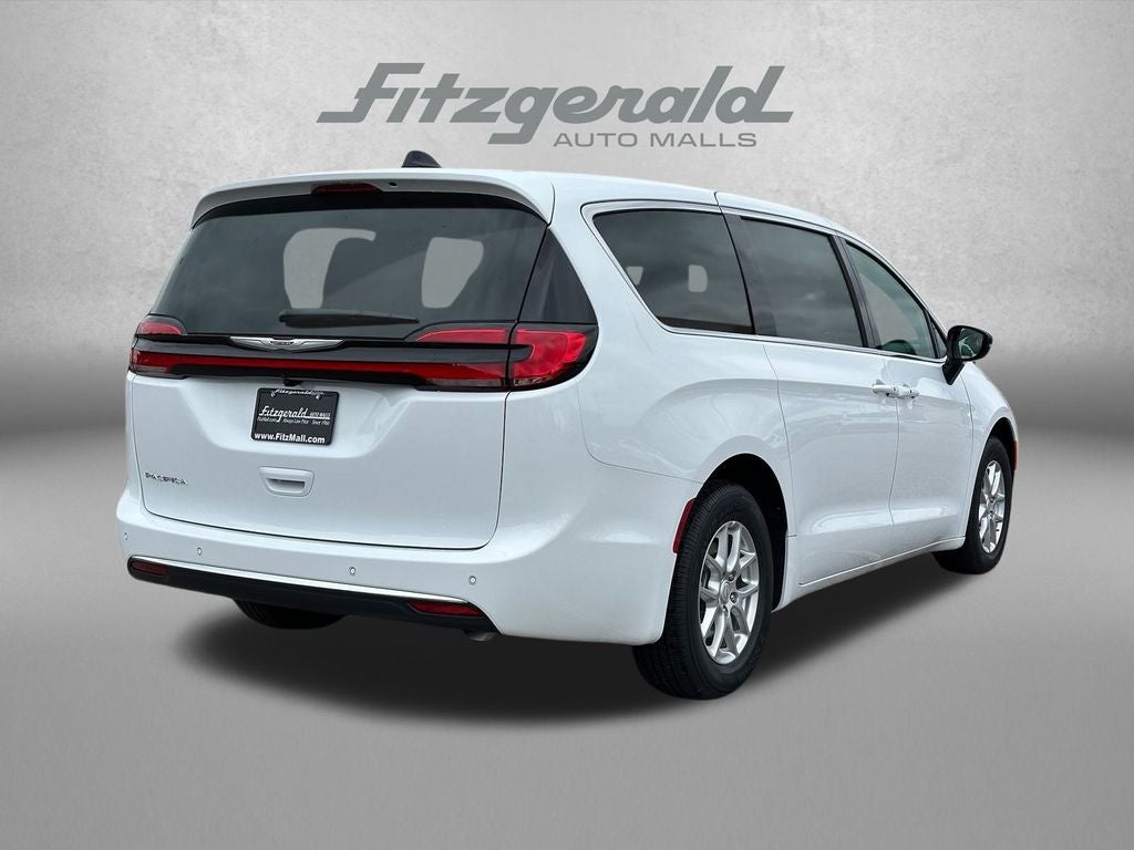 2026 Chrysler Pacifica PACIFICA SELECT